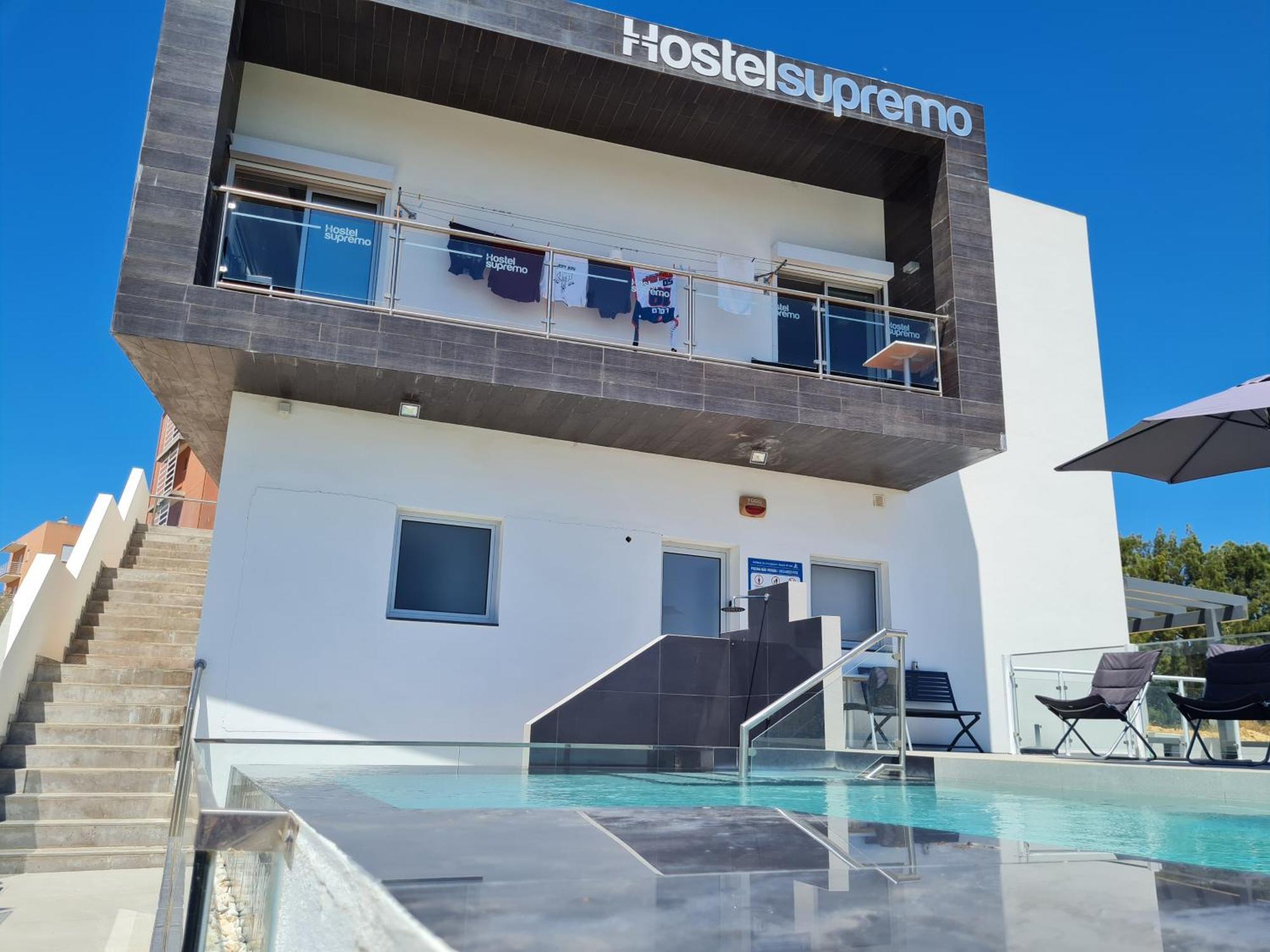 Hostel Supremo Armação de Pêra Dış mekan fotoğraf